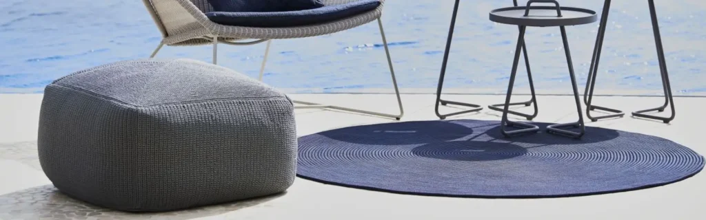 Outdoor poolside mats in Dubai